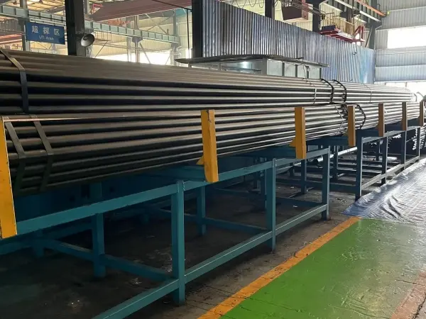 caldera pirotubular vs caldera acuotubular,tubo de caldera,caldera de vapor industrial,comparación de la eficiencia de calderas,caldera de alta presión,mantenimiento de calderas