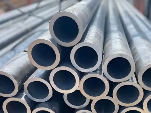 what is seamless carbon steel pipe used for,seamless carbon steel pipe applications,ASTM A106 seamless pipe,seamless vs welded carbon steel,carbon steel pipe standards